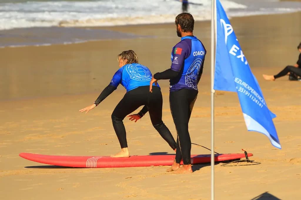 Aljezur Experiences surf school - surf in Arrifana