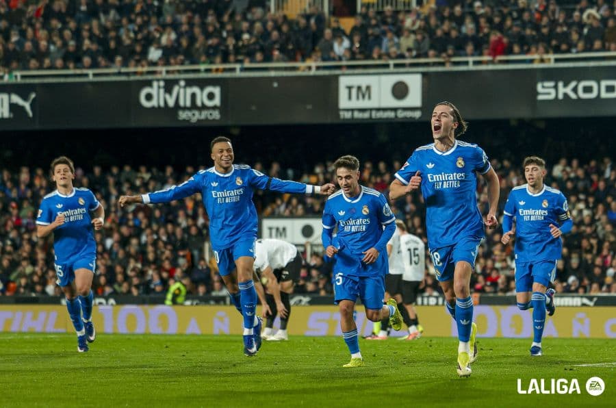 LaLiga - Liga Nacional de Fútbol Profesional - futbol_americano in Madrid