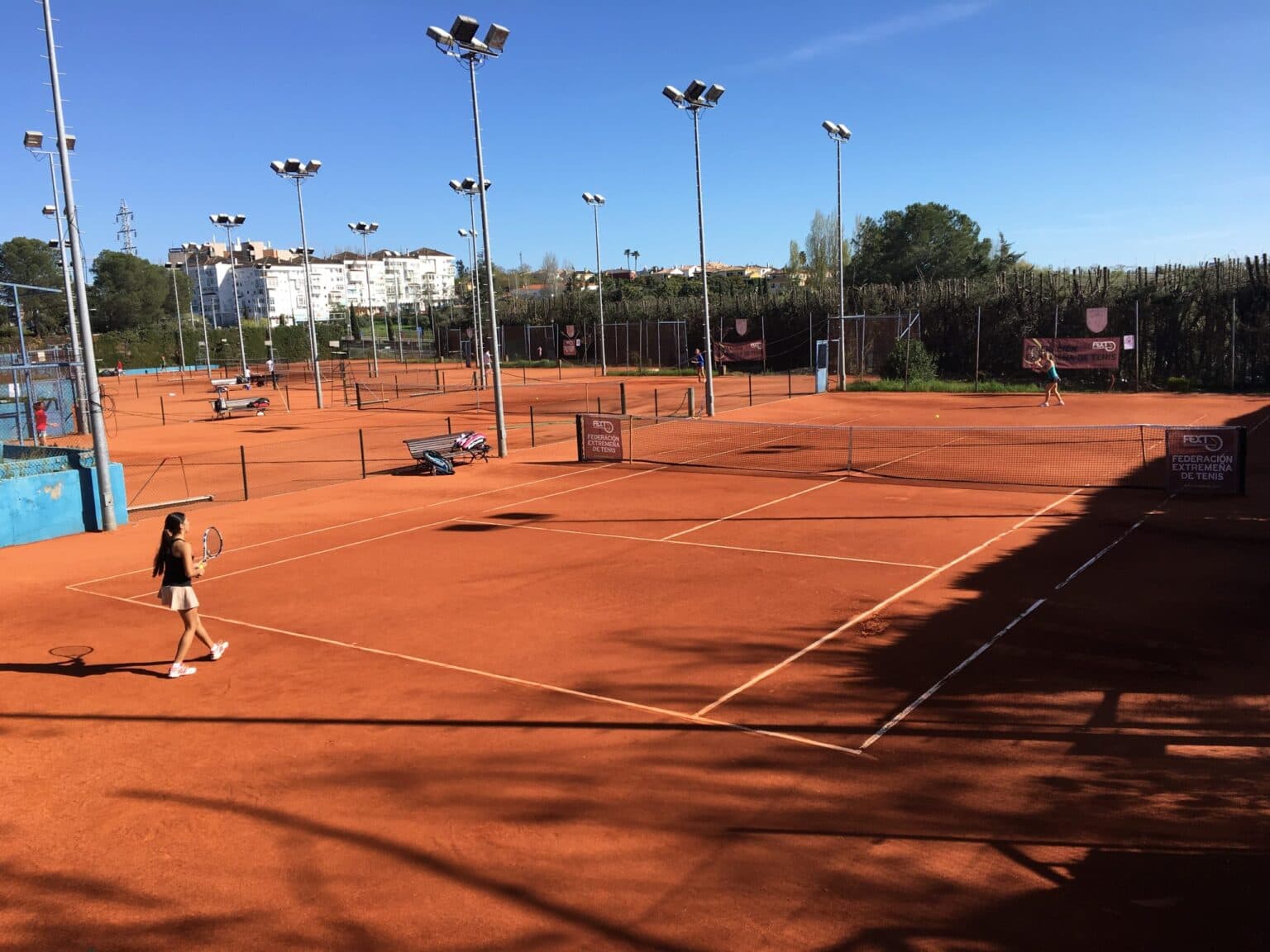 Club de Tenis Cabezarrubia - tenis in Cáceres‎