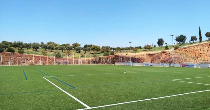 Campo de Fútbol Califas - fútbol in Córdoba