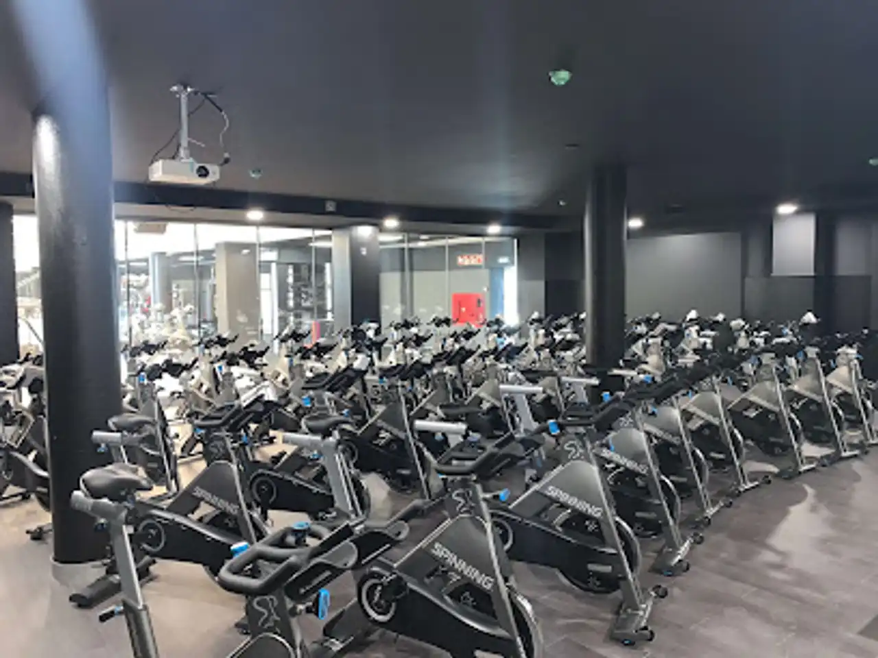 Forus Cruz de Humilladero - natacion in Málaga