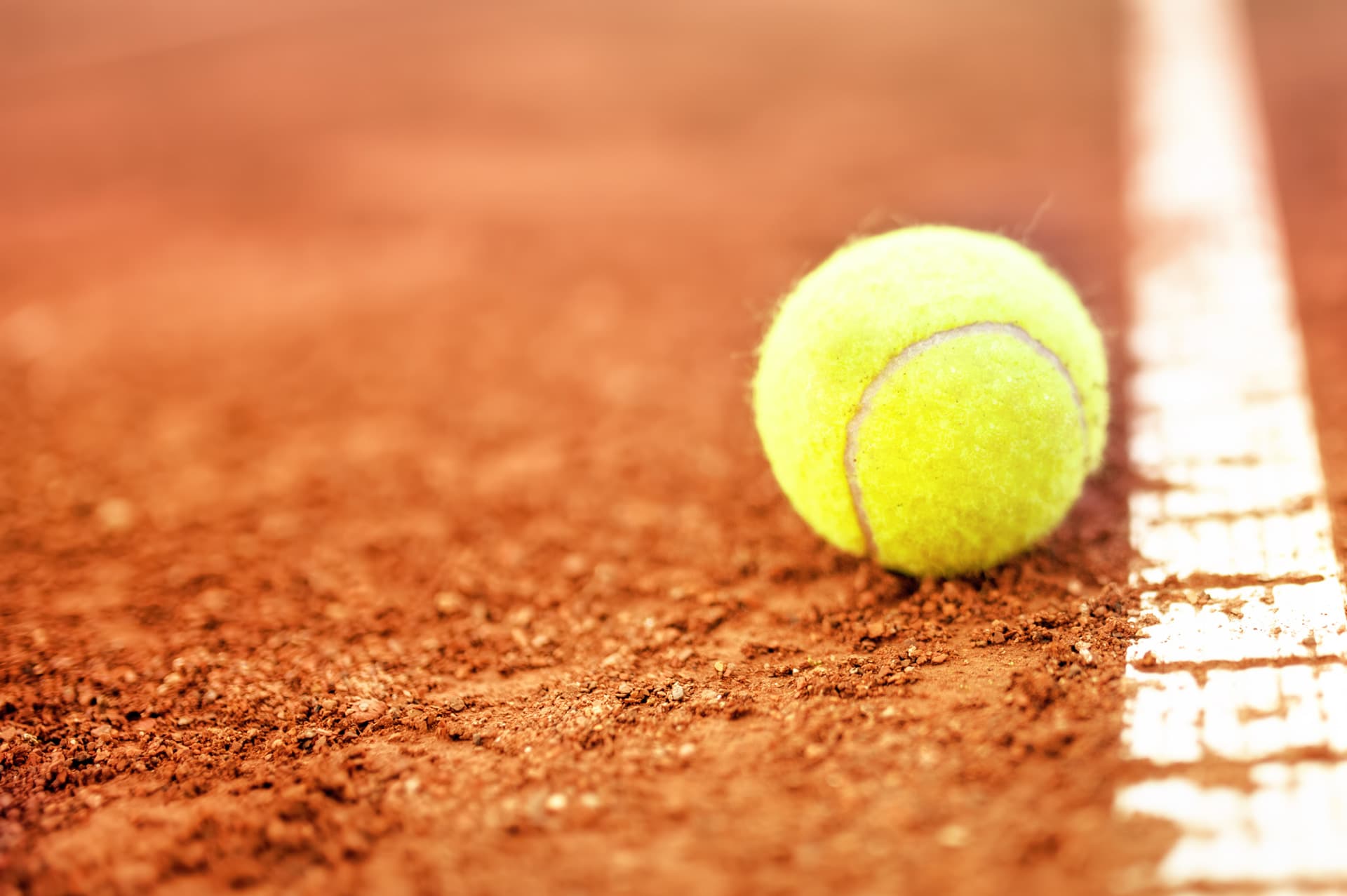 Frontón - tenis in Linares de Riofrío