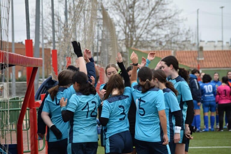 Escuela de fútbol femenino Escuela Breogan - fútbol in Madrid