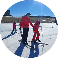 Escuela española de esquí y snowboard Manzaneda - ski in Puebla de Trives