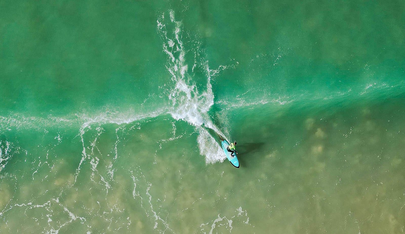Esencia surf school - surf in Chiclana de la Frontera