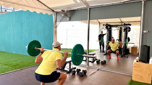 Free Wave Sports Center - fútbol in Cancelada