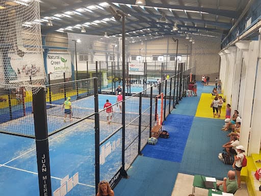 Pistas Padel Descubierto FADURA - padel in Getxo