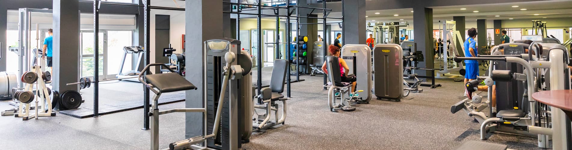 Serradells sports center - tenis in Andorra la Vella