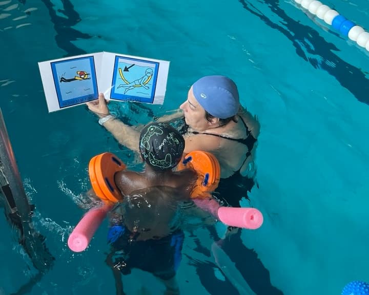 Araigua - natacion in Vic