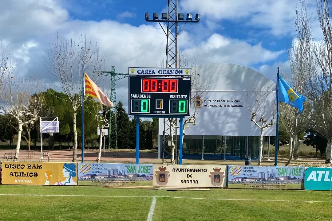 Campo de Fútbol Municipal de Sádaba. - fútbol in Sádaba