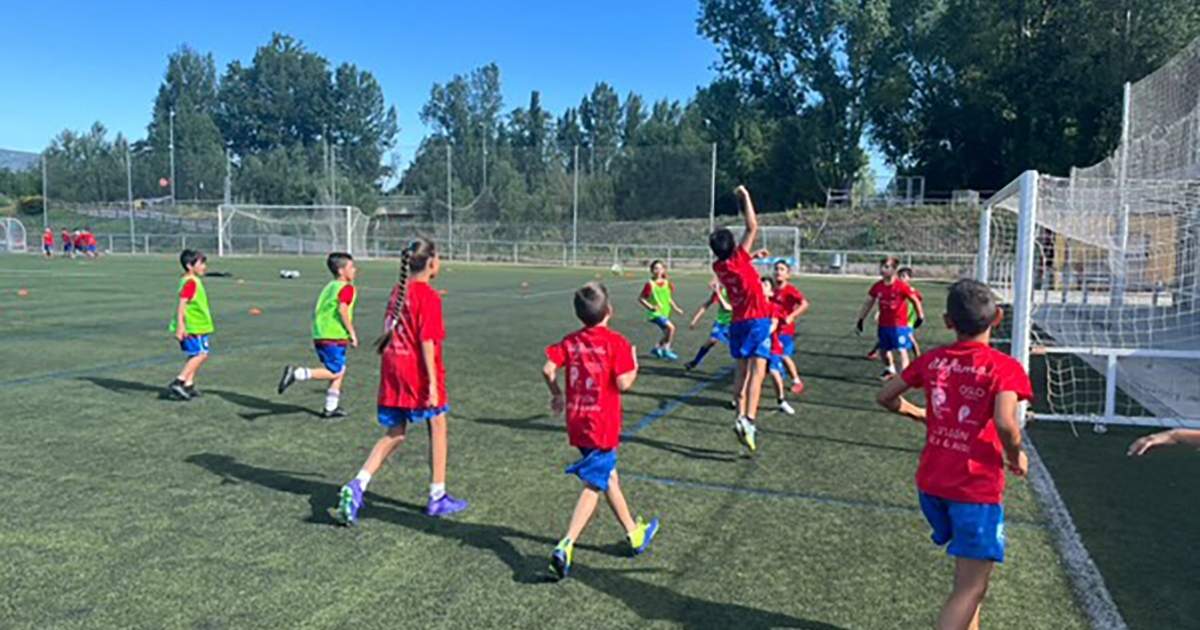 CAMPO DE FÚTBOL JESÚS ESTEBAN RODRÍGUEZ - fútbol in Bembibre