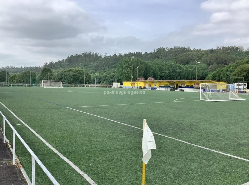 Campo de Fútbol a Telleira - fútbol in Val do Dubra