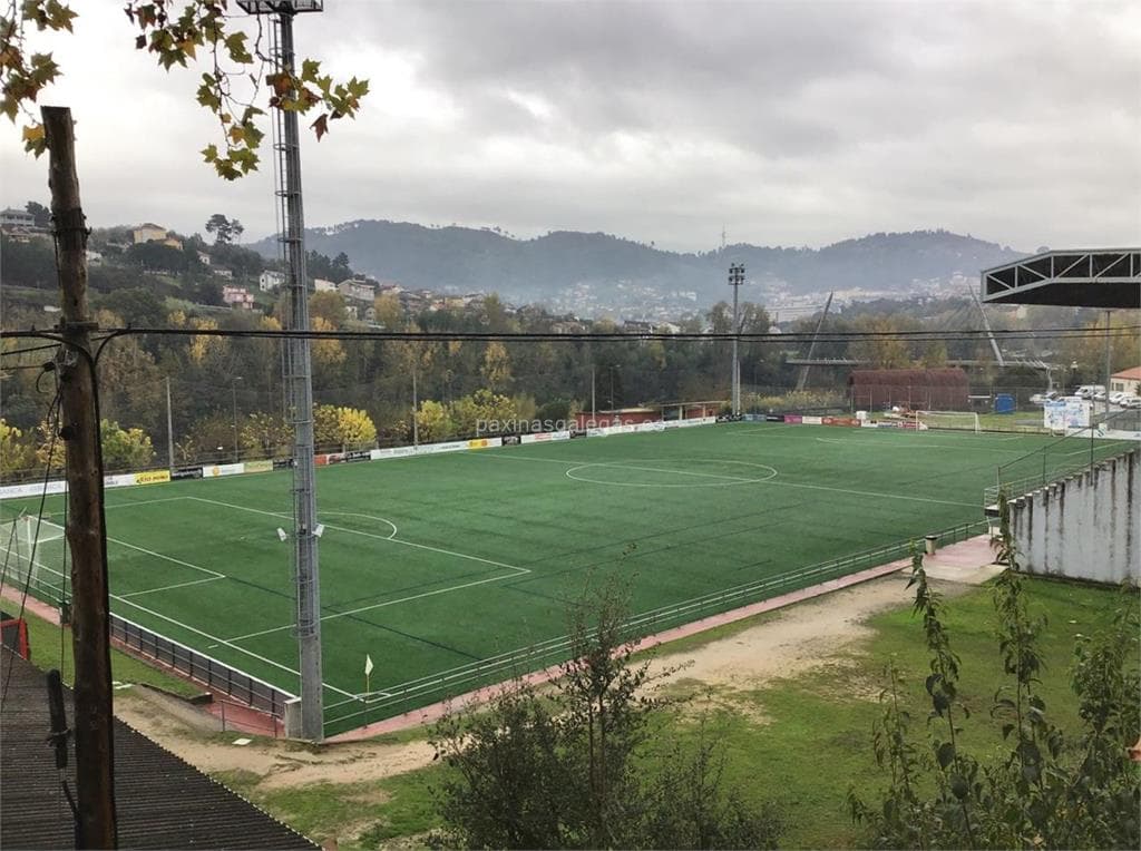 Campo Municipal de Oira - fútbol in Ourense