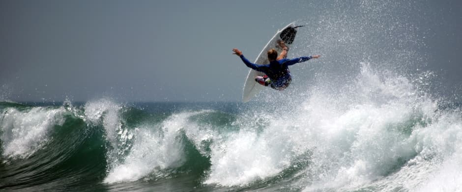 SurfChamp Surf School - surf in Costa da Caparica