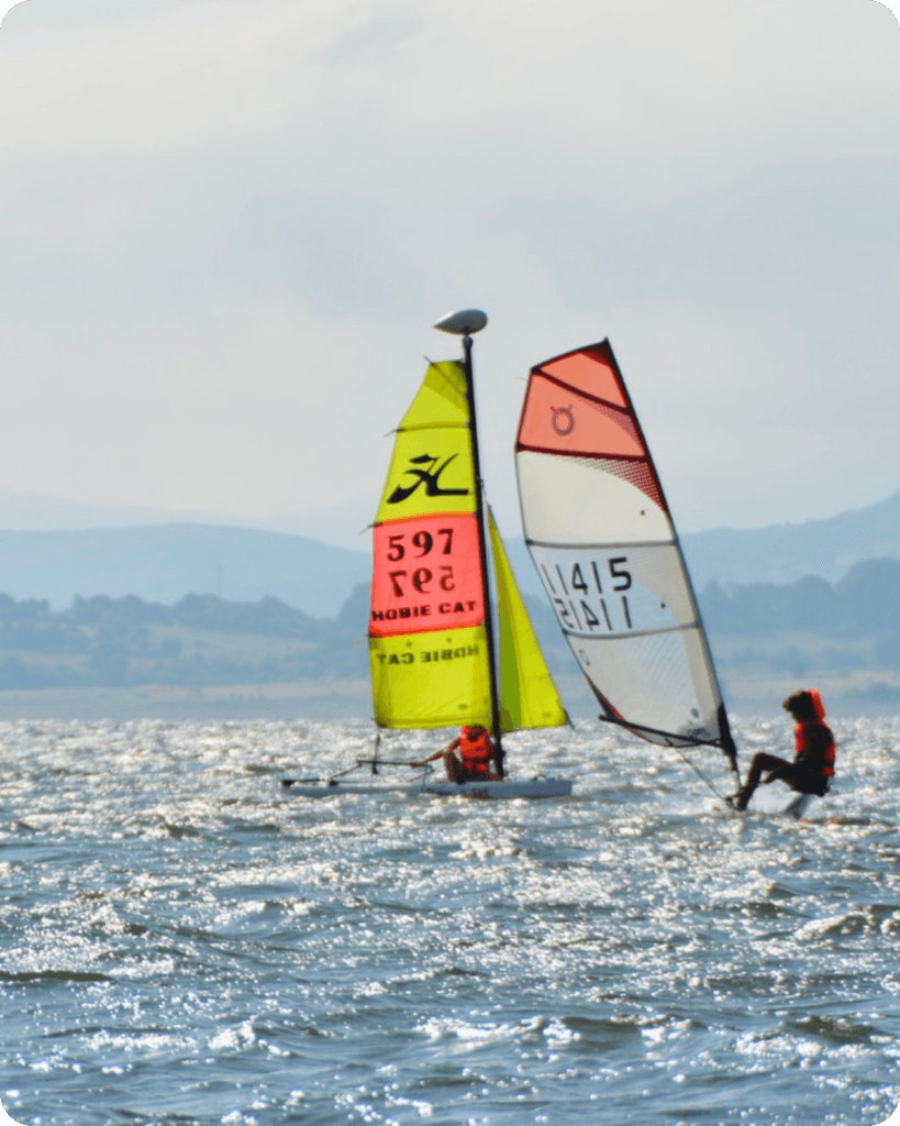 Club de vela y remo Yeeha! Camp - kitesurf in Arija