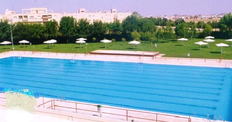 Piscina Municipal Olimpica - natacion in Tomelloso