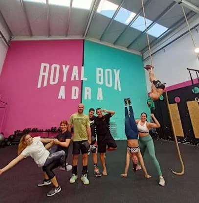 Royal Box Adra - natacion in Berja