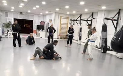 Radical Fitness and Self Defense - karate in Adeje