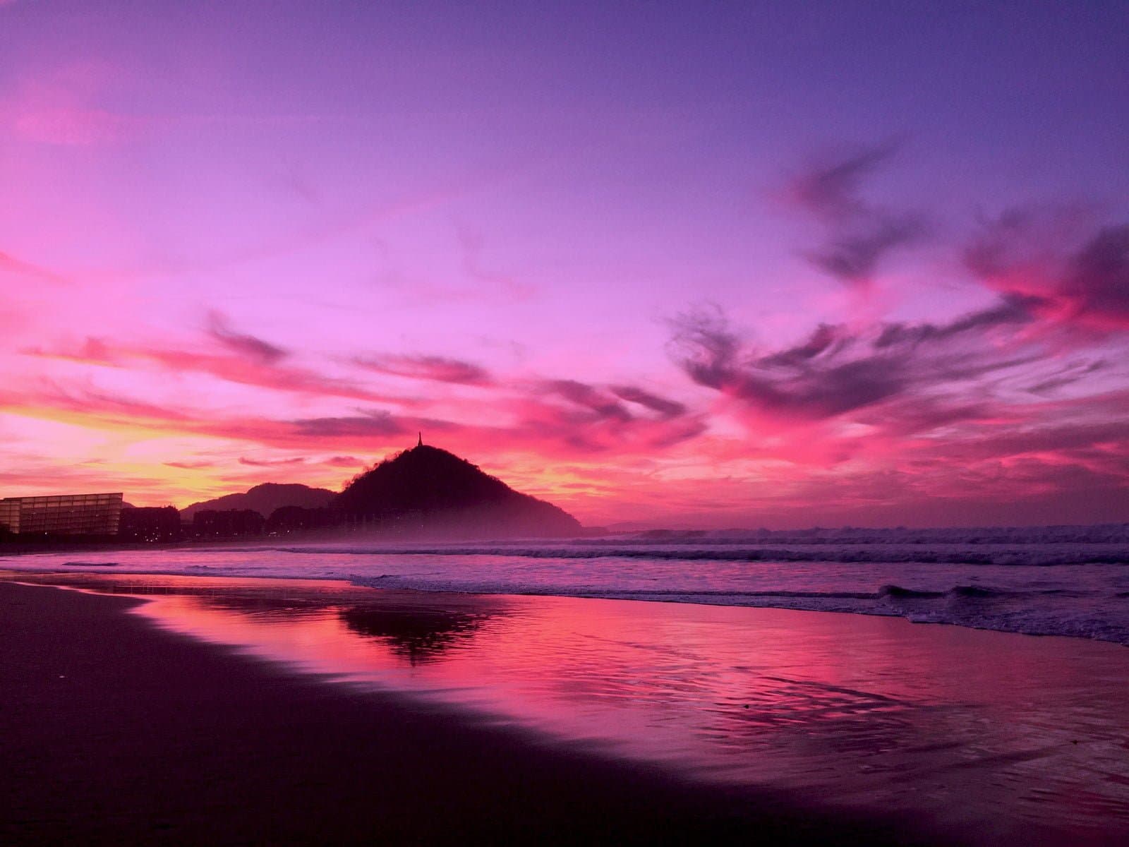 Experience San Sebastian Tours - kitesurf in Donostia / San Sebastián