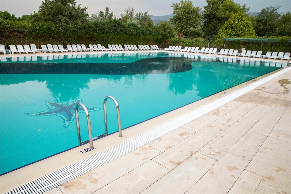Piscina Municipal Guntin - natacion in Guntín